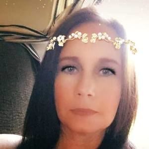 Meet your Posher, Christy